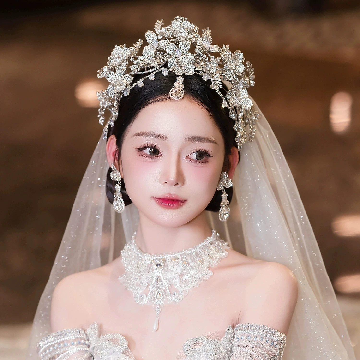 

Luxury Bridal Wedding Rhinestone Alloy Hair Crown Hairpiece Glittering Makeup Wedding Bridal Head Accessory Headwear for Women
