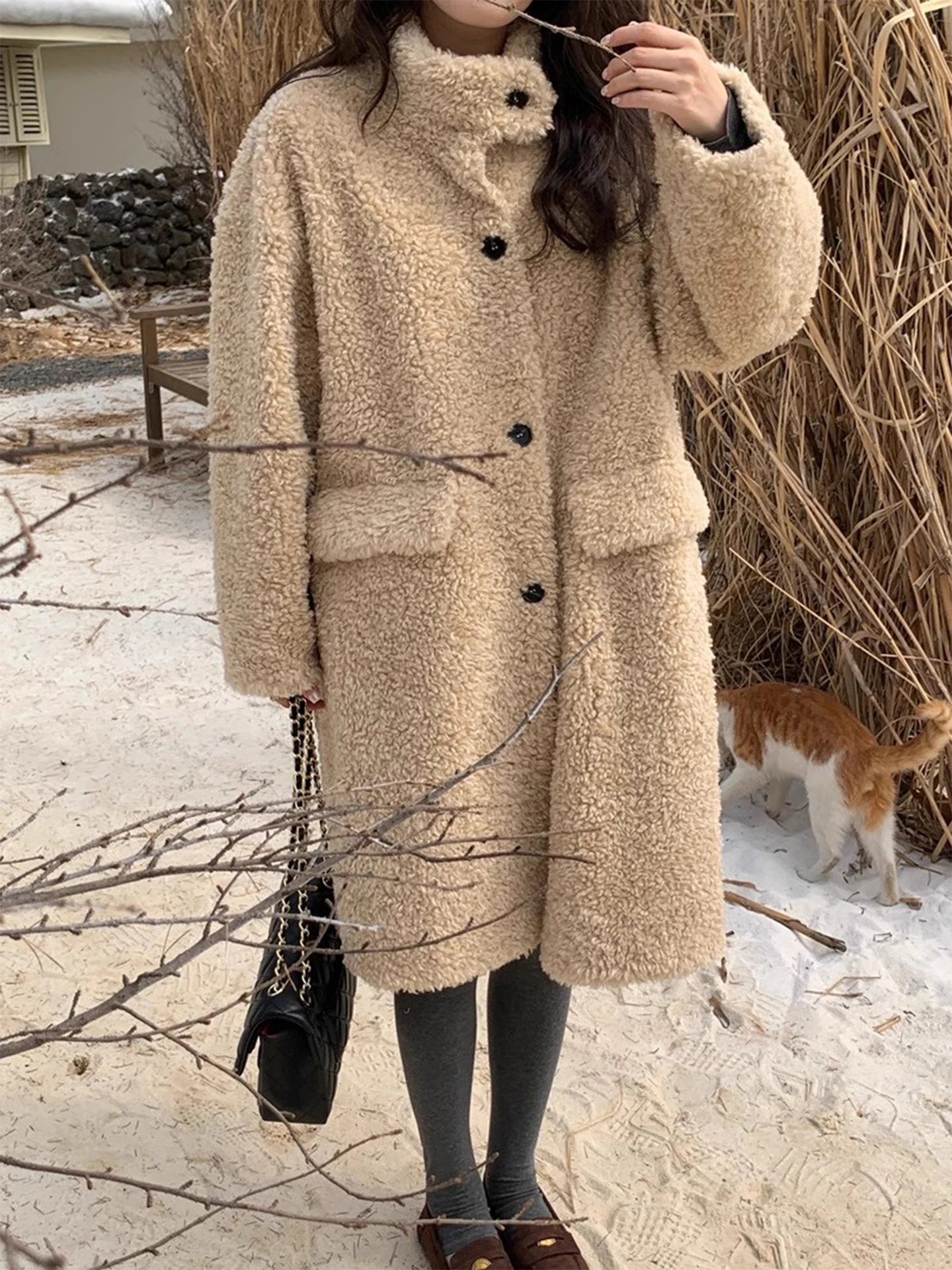 

Retro Stand Collar Single Button Pure Color Lamb Fur Coat Women's Mid-Length Versatile Top Winter New Sle Korean Loose Fit