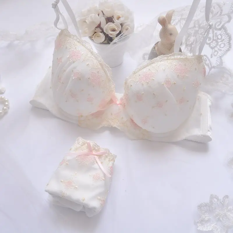 Cute Embroidered Three-Color Japanese Style Bra Set Thin Cup No Sponge Youthful Summer Underwear Cotton Pad Removable Straps