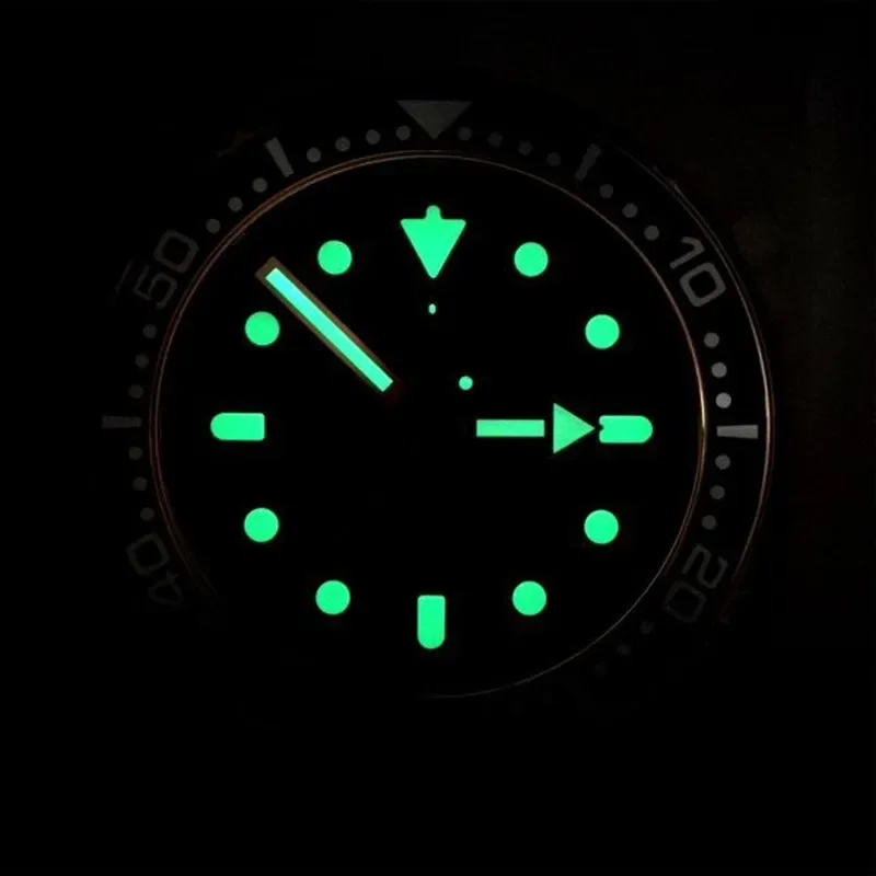 Creative Water Ghost Wall Clock Modern Design Silent Quartz Needle Luxury Wall Clocks Silent Sweep Second Home Role Wall Clocks