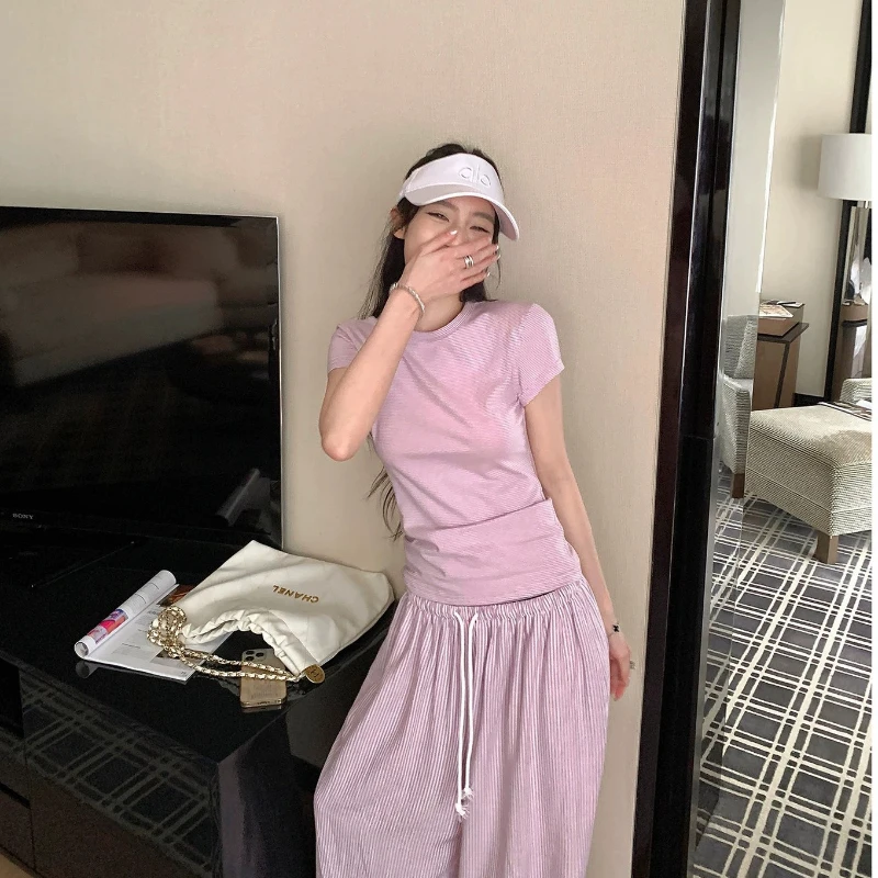 

2026 Autumn New Hot Selling Spicy Girl Style Simple Loose Short Sleeved T-shirt and Striped Wide Leg Pants Two-piece Set