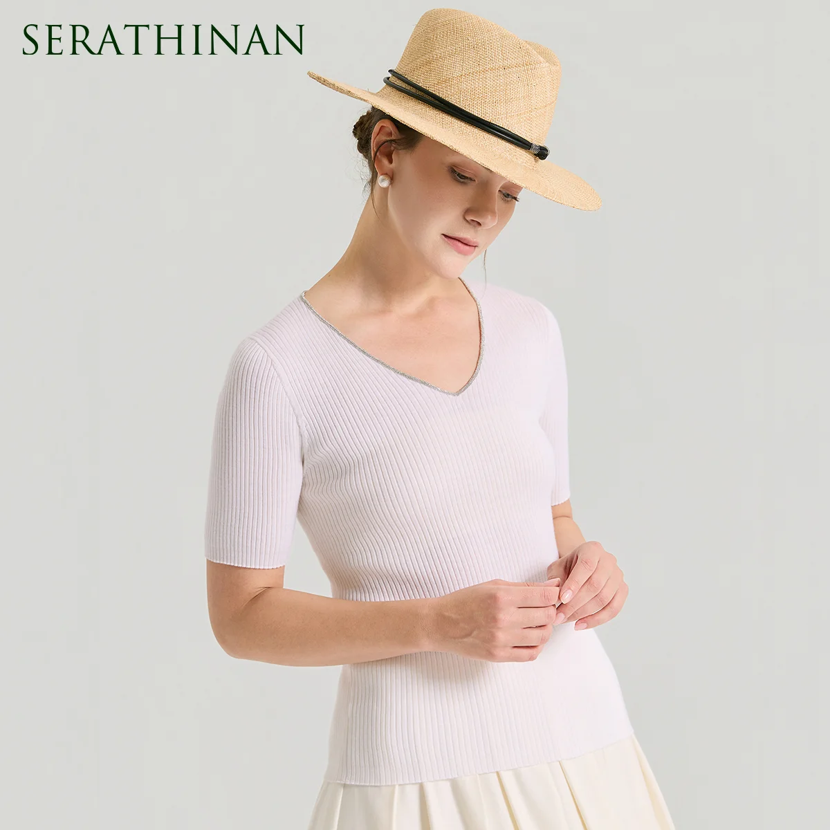 

BL3521419 Pure Wool Knit Pullover Short Sleeve V-Neck Sweater Elegant Ribbed Slim Fit Luxury Soft Pullover