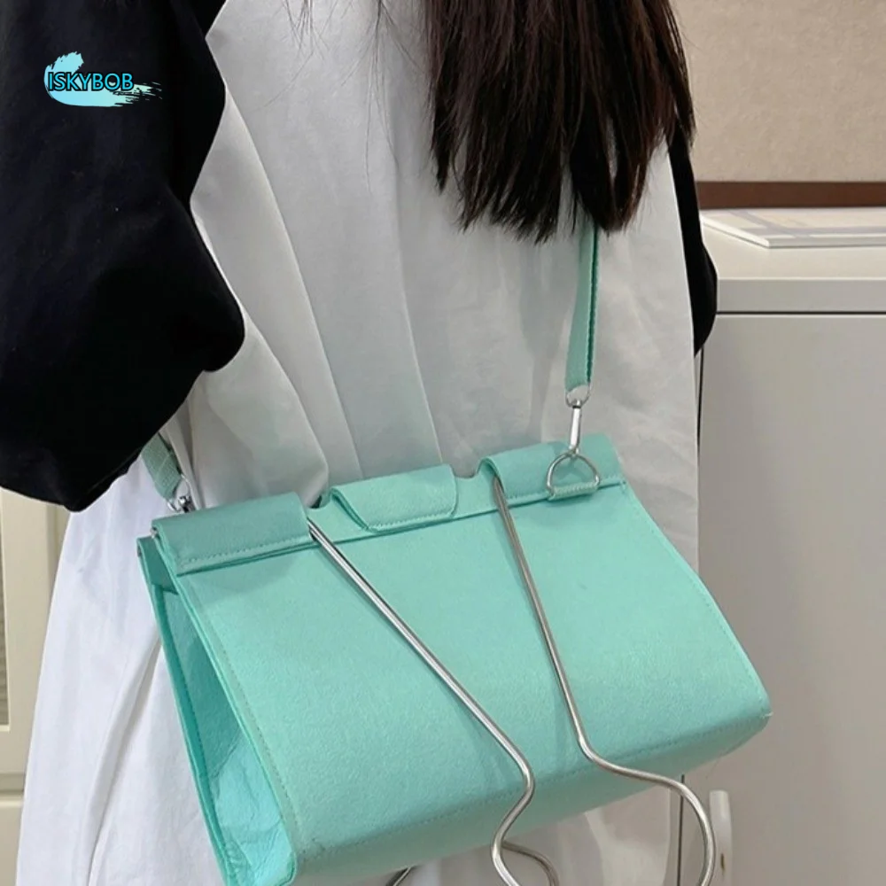 

Large-Capacity Felt Binder Clip Crossbody Bag Quirky Unique Long Tail Clip Handbag Fun Shape Solid Color Funny Shoulder Bag