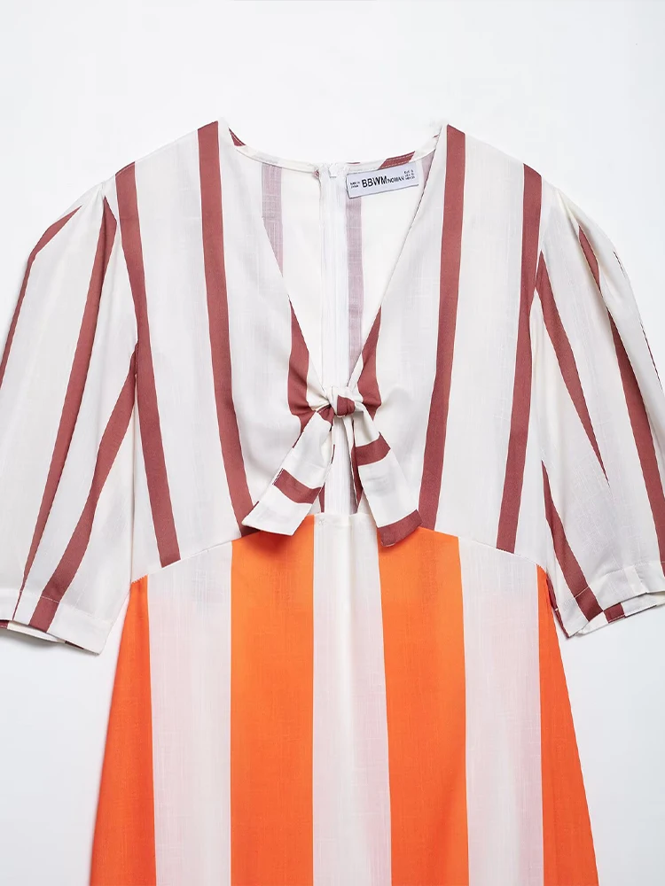 Europäischer und amerikanischer Stil, neue Damenmode, farblich abgestimmt, gestreift, Schlitz, Schleife, Dekoration, Puffärmel, V-Ausschnitt, langer Rock