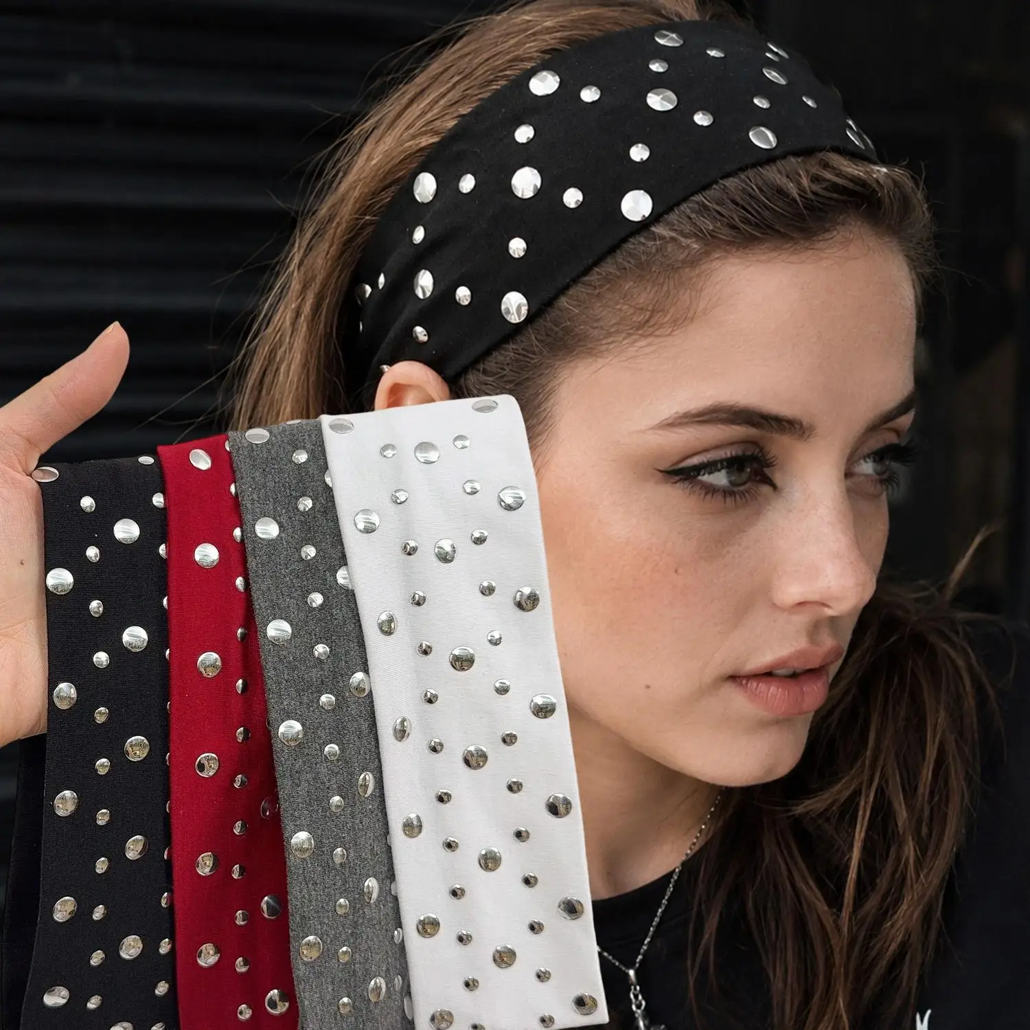 Fashion Punk Rivet Headbands Soft Elastic Wide Hair Bands Hip Hop Studded Headbands Hairband Gothic Fashion Hair Accessories