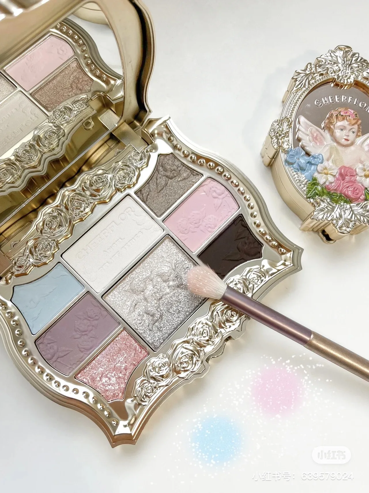 Cheerflor Embossed Eyeshadow Plate Pearlescent Eyeshadow Highlight Integrated Plate