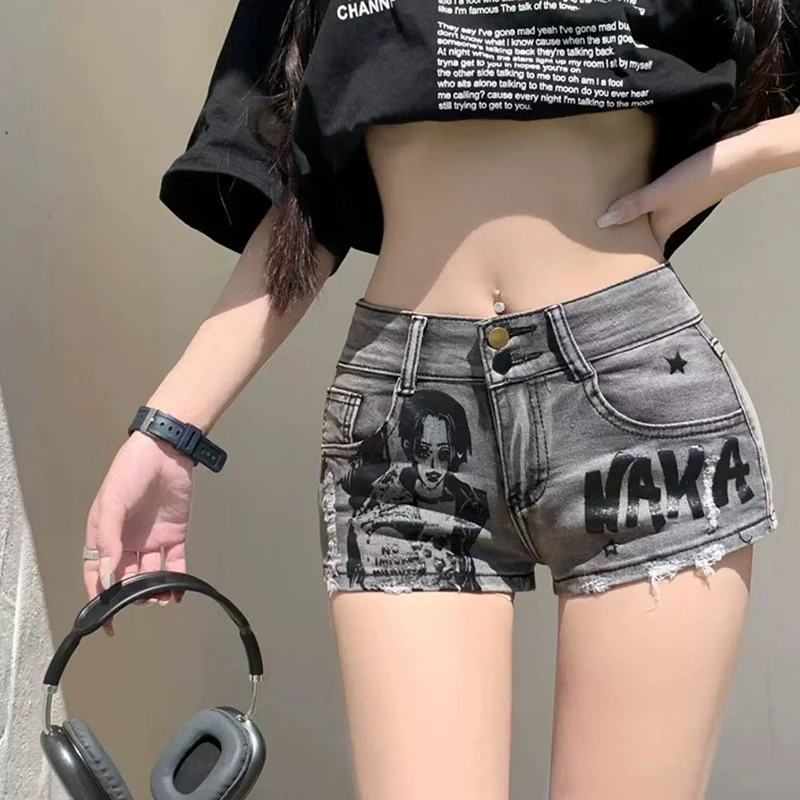 

Fashion Gothic Hole Denim Shorts Women Y2K Hip Hop Streetwear Low Waist Tassels Anime Pants Sexy Summer Hot Girls Mini Jeans