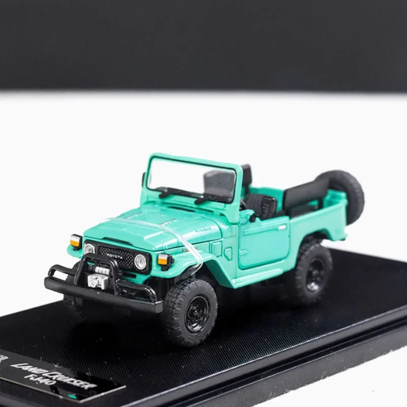 RM 1:64 Land Cruiser FJ40 Roof Removable Off-road Pickup Truck Simulation Alloy Car Model Collection Display Toy Gifts Souvenirs