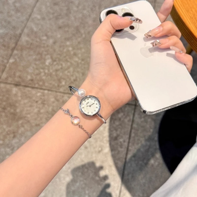 Classic trend women's watch elegant light luxury niche simple waterproof 2025 new quartz watch birthday gift
