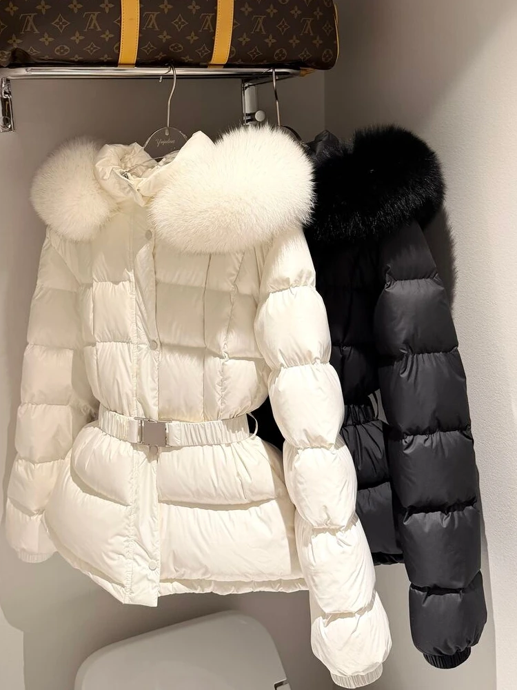 

Зимнее пальто 2025 года с меховым воротником, матовое, с капюшоном, приталенное, женское, модное, в корейском стиле, с длинными рукавами