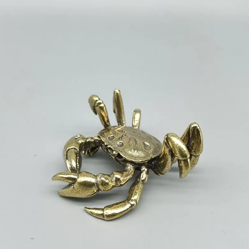 Ornament - Small Decorative Piece for Attracting Wealth - Antique-Style Brass Crab Hanging Decoration - Gift