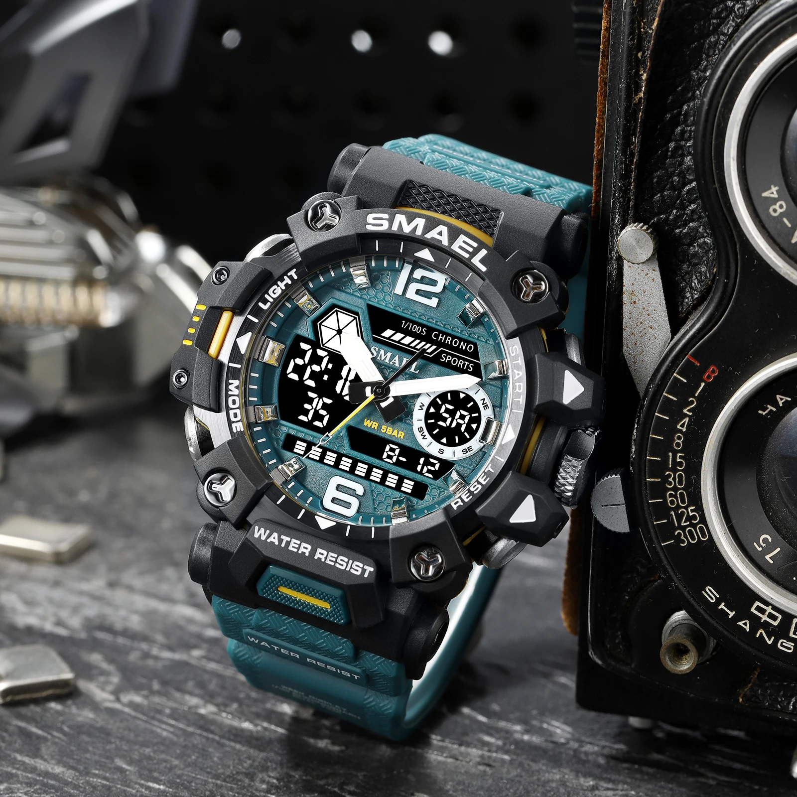 SMAEL 8072 Men Waterproof Watches Janpenese Quartz Chronograph Heavy-Duty Watch Men Alarm Electronic Wristwatch Reloj De Hombre
