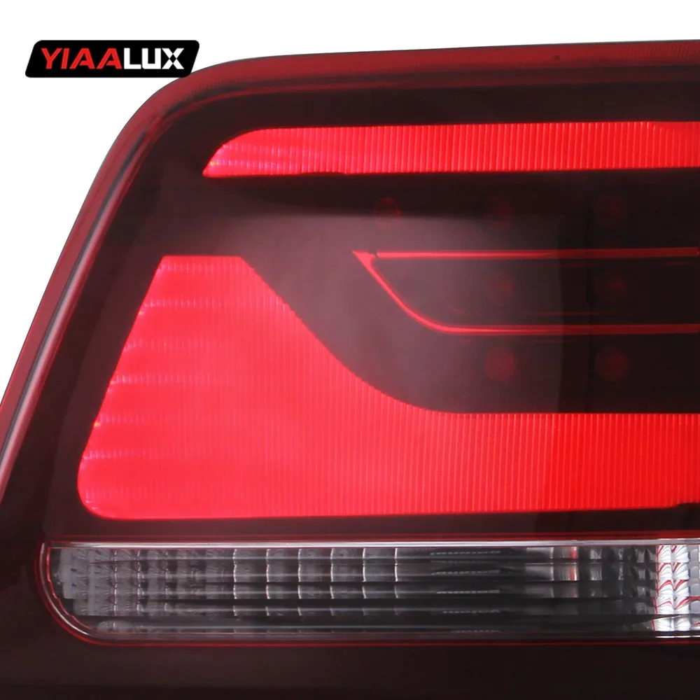 Pair Of Car Tail Light Assembly For Toyota Fortuner 2012 2013 2014 2015 LED Brake Signal Light Tuning Parts Car Rear Lamp System