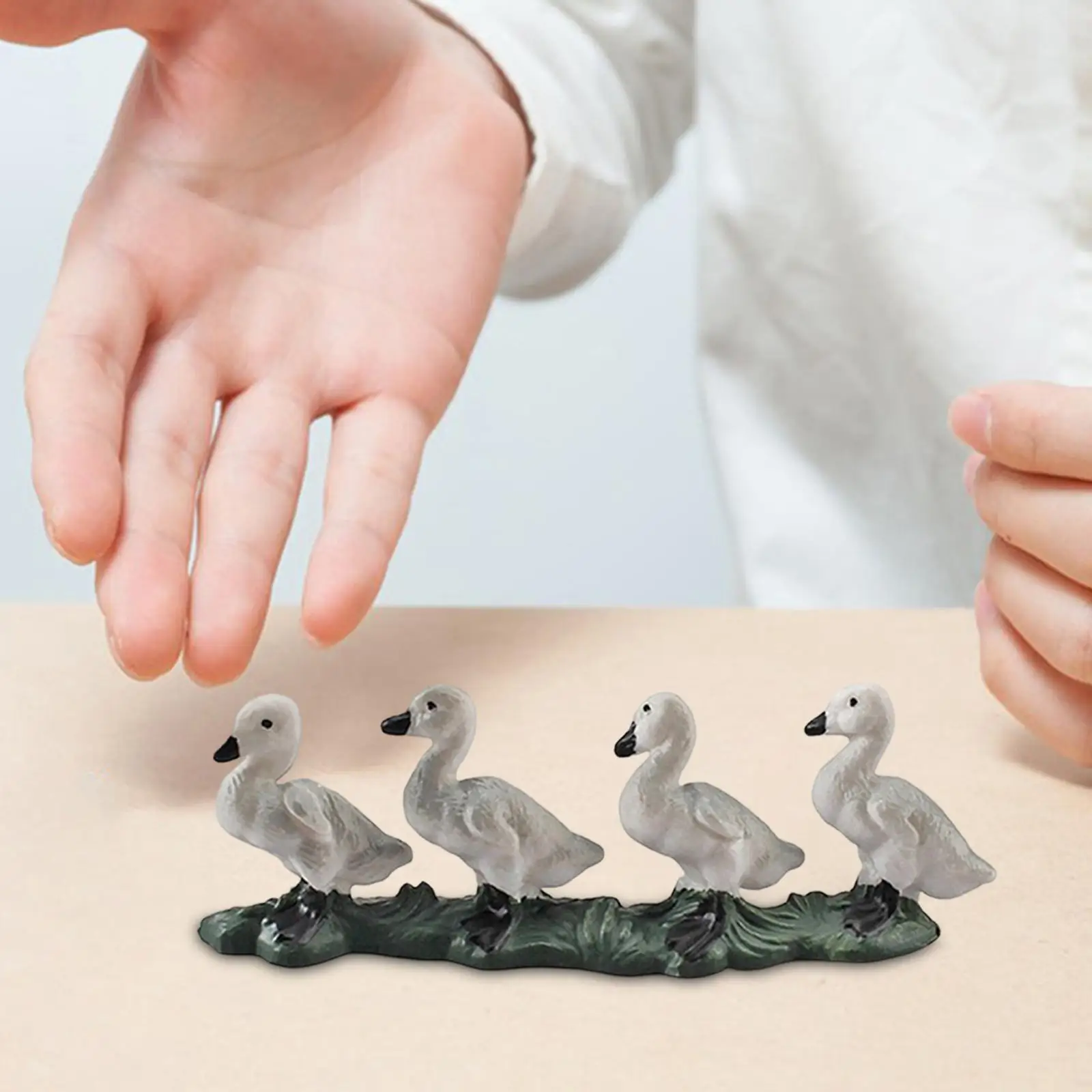 

Animal Model Miniature Duck Figurine PVC Craft Collectible Desktop Ornament for Early Childhood Education