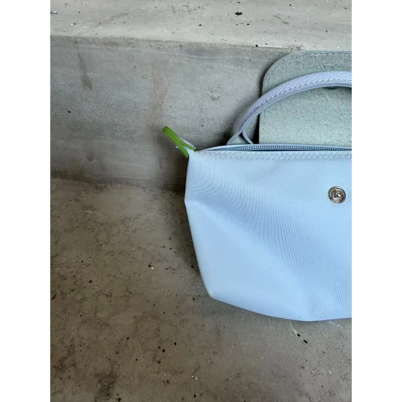 2026 Y2K Damen Eco-Nylon Tragetasche, Einfache Mini-Schulter-Umhängetasche, Wasserdichte Handy- und Münztasche, Dumpling-Tasche