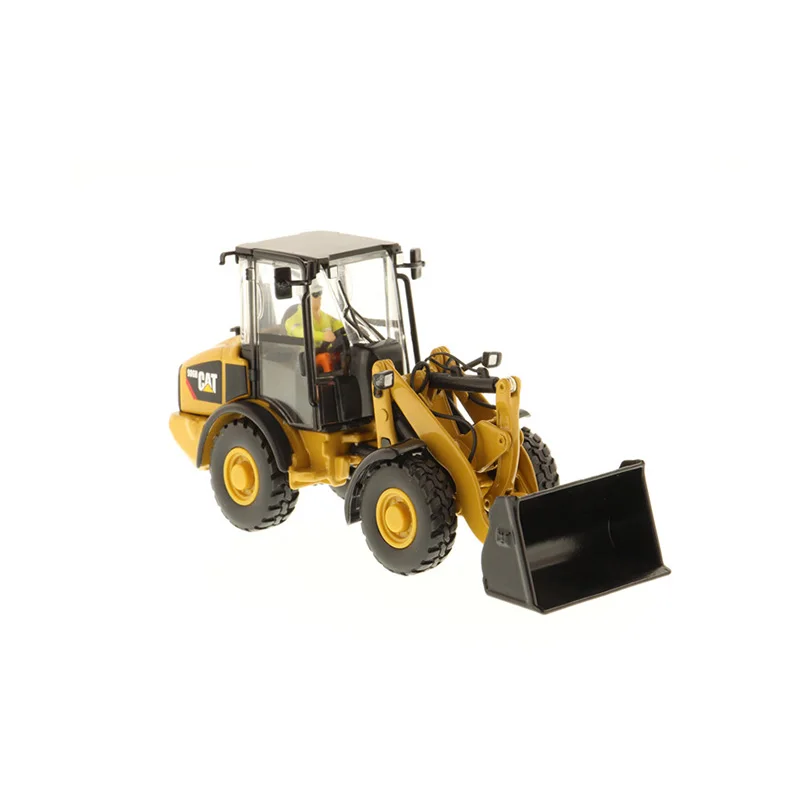 

DM 1:50 Scale CAT 906H Loader Alloy Engineering Truck Forklift Model 85213