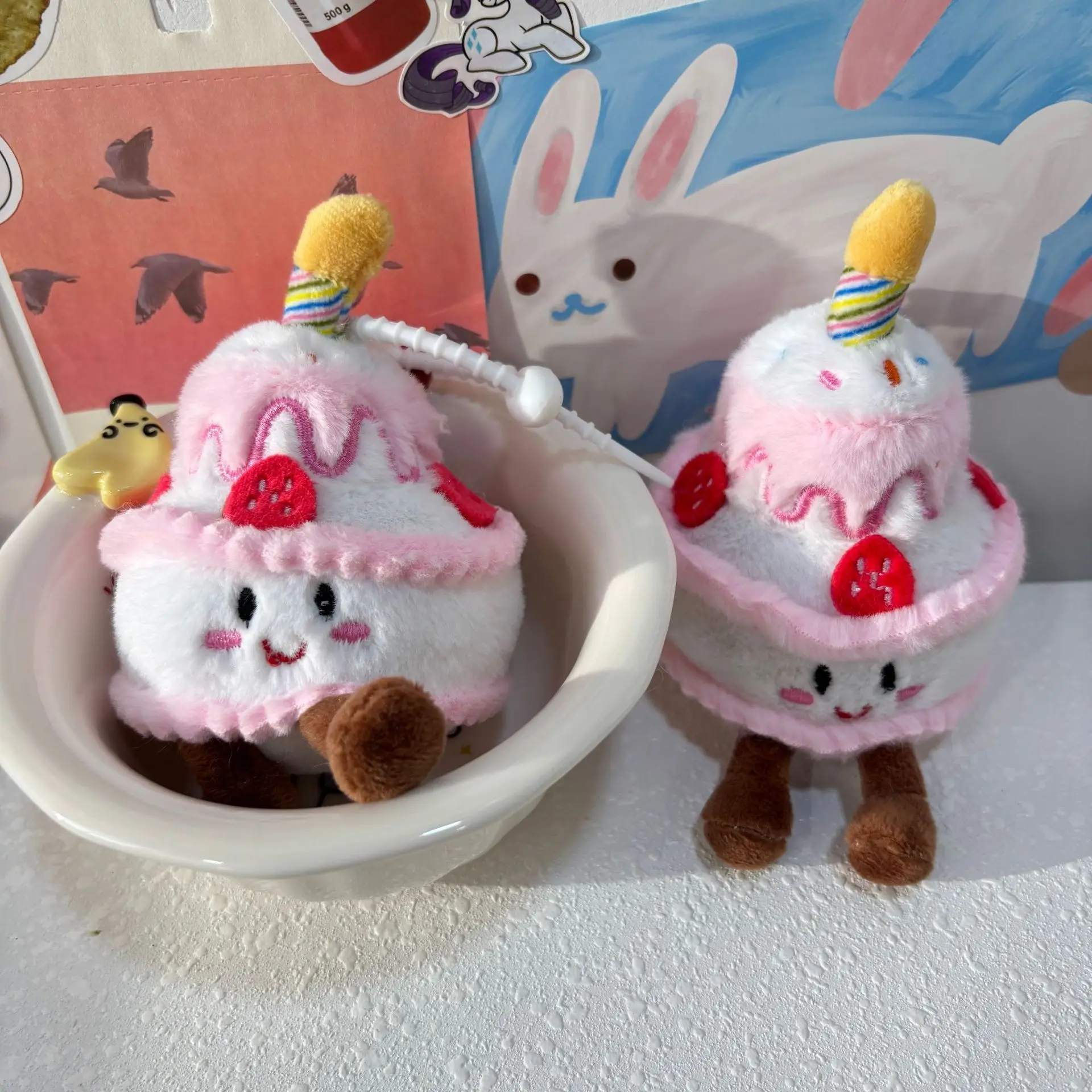 ตุ๊กตาขนมหวานน่ารักเหมือนจริง ตุ๊กตาเค้กสตรอว์เบอร์รี ตุ๊กตาพวงกุญแจ ของเล่นจำลองขนมหวาน ตุ๊กตาตกแต่งกระเป๋า ของขวัญ