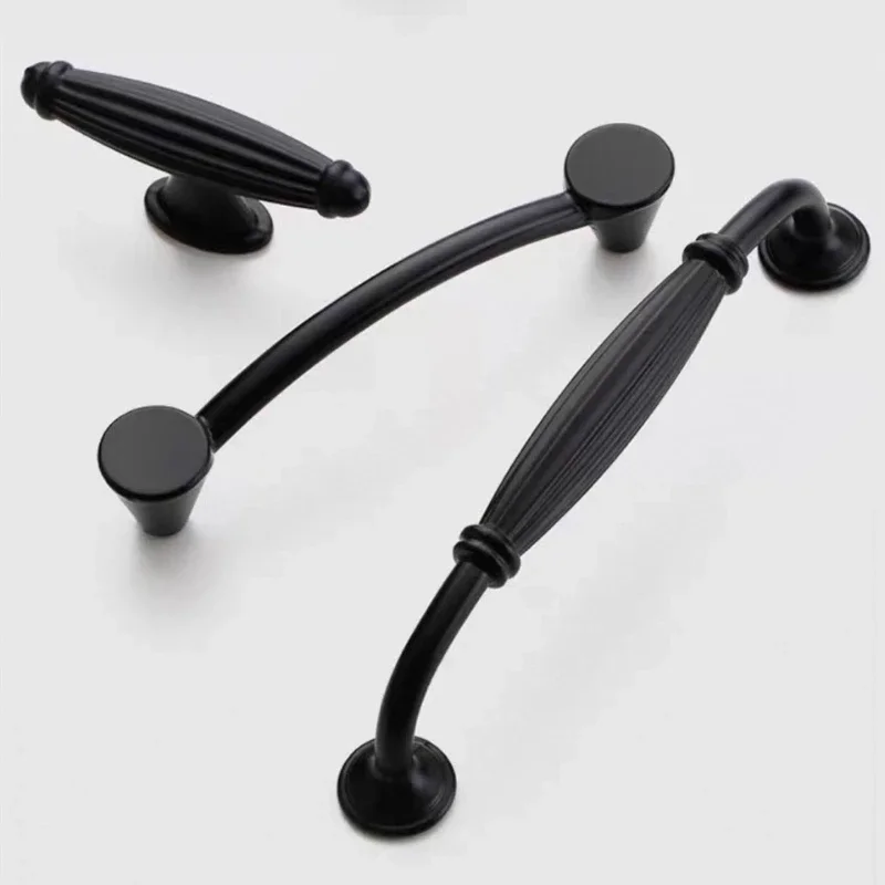 مقابض الأثاث سبائك الألومنيوم! متخصصة في خزائن المطبخ والأدراج. تصميم حديث بسيط يناسب جميع أنواع الخزانات." #3