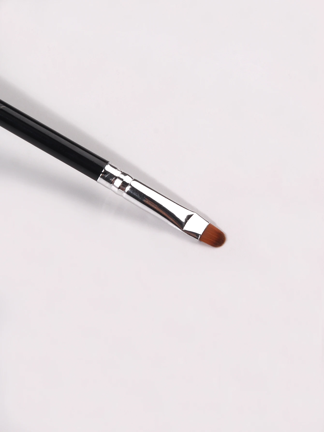 แปรงอายไลเนอร์ขนแปรงใยสังเคราะห์คุณภาพสูง 3 ชิ้น/แปรงคอนซีลเลอร์/แปรงปากแบบพกพาแปรงอเนกประสงค์