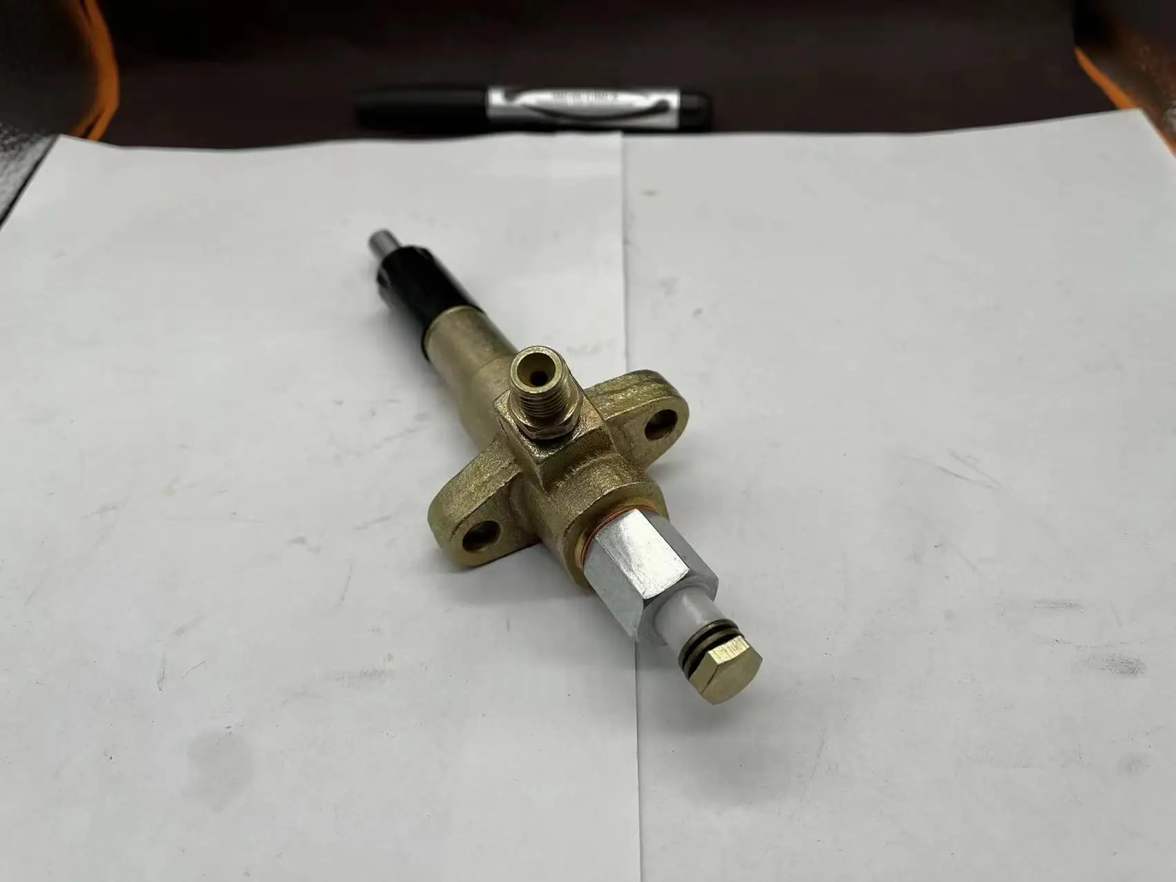 6BD1T 1-15300250-2 Injector 105015-5730 ZX160 ZX230 ZX270 Excavator 6BG1 6bd1 Engine Injector ASSY 1-15300421-0