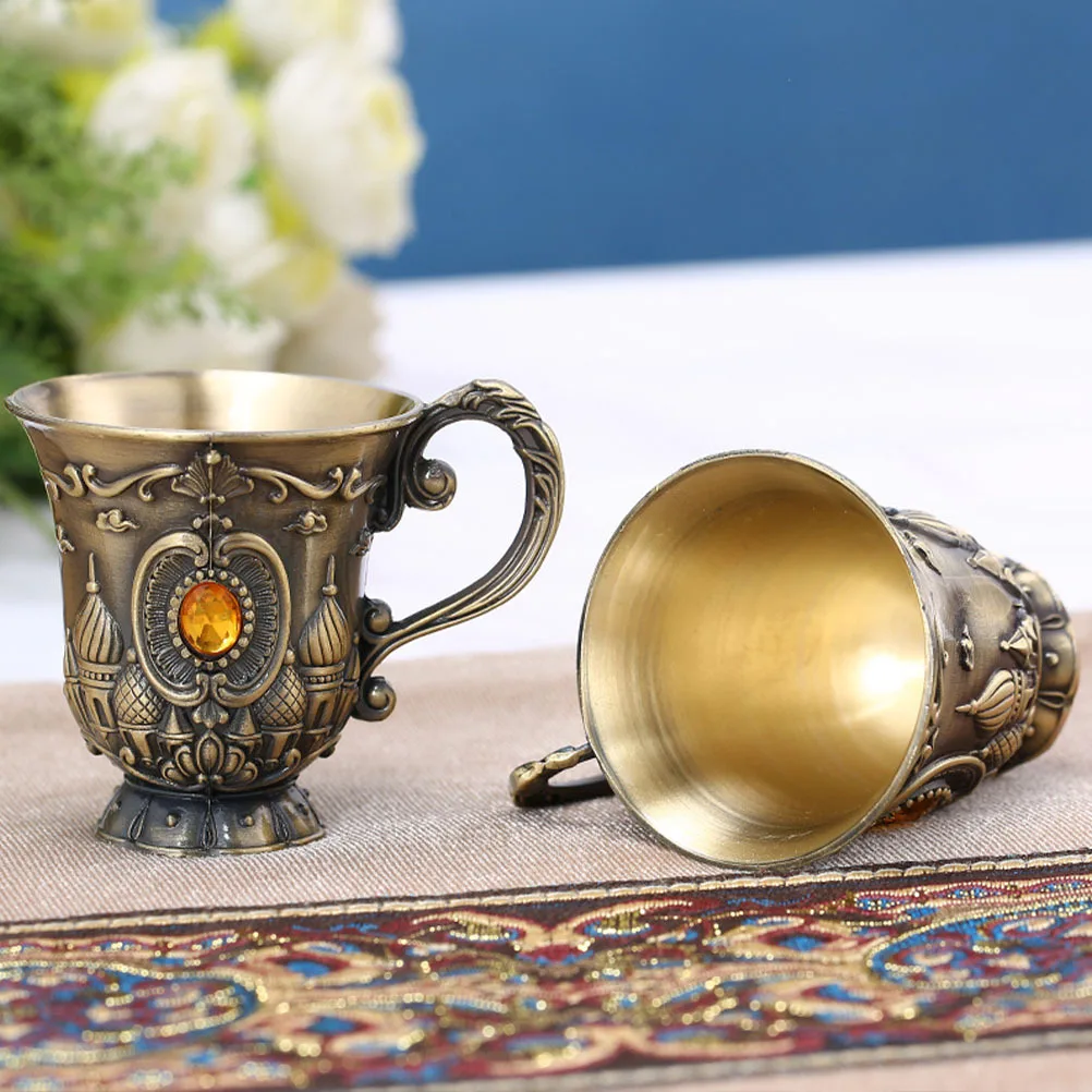 

1pc Vintage Wine Cup Hand-Embossed Mini Whiskey Shot Glass Retro Metal Drinking Goblet For Party Bar Wedding Decor Desktop
