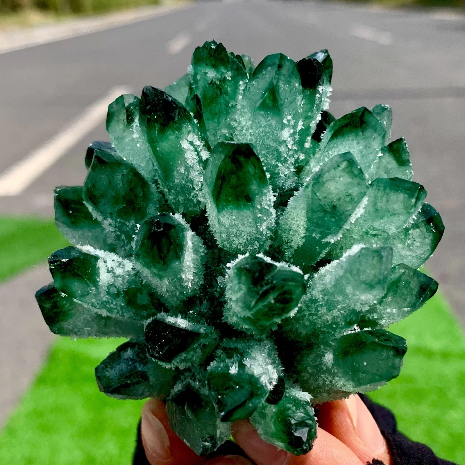 

Natural Newly Discovered Green Phantom Quartz Crystal Cluster, Mineral, Reiki, Healing, Demagnetization Cluster