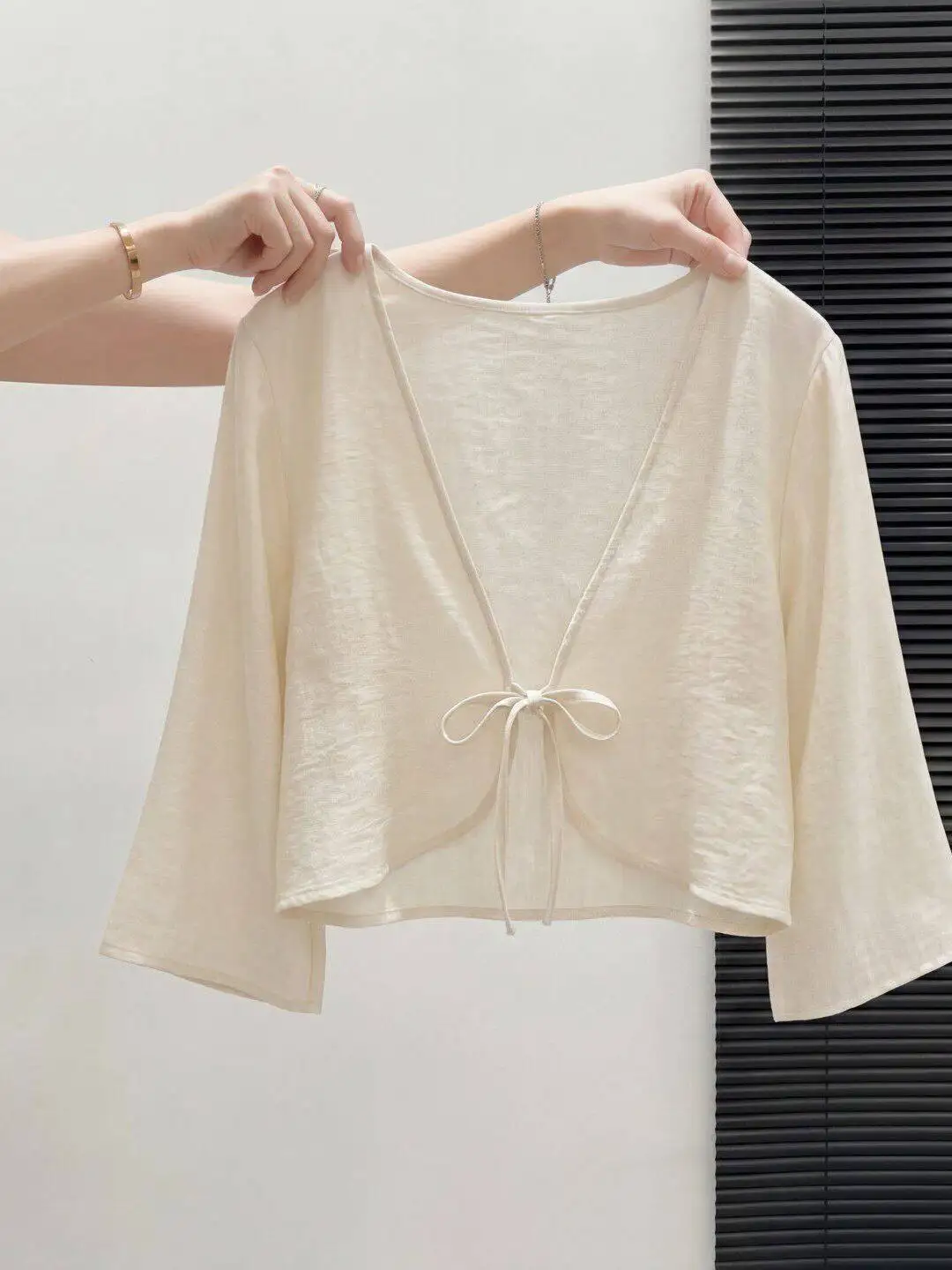 Lightweight Silk Women's Cover up Outerwear Summer Strap Dresses Small Outerwear Shawl Short Belted Top UV Protection