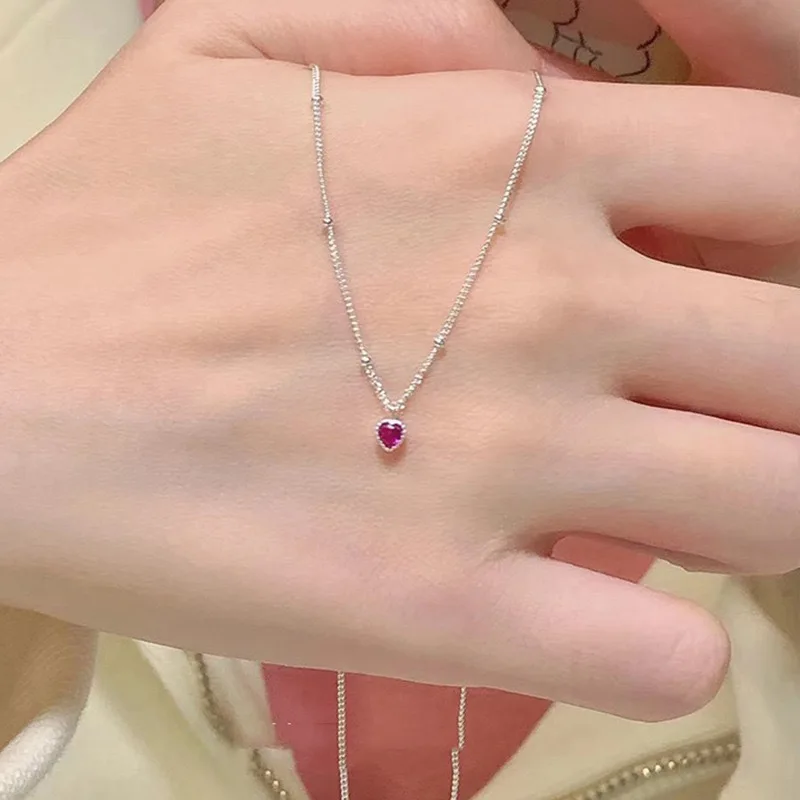 

Exquisite Mini Love Necklace with Women's High Quality and Minimally Designed Neck Chain, Small and Unique Clavicle Chain