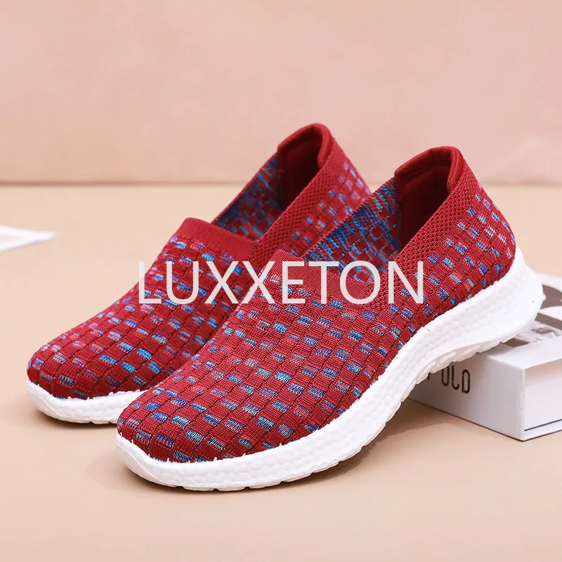 2024 Spring and Autumn Season Thick Sole Women\'s Knitted Round Head Shallow Mouth Lefu Shoes Fashionable One Step Lazy Shoes