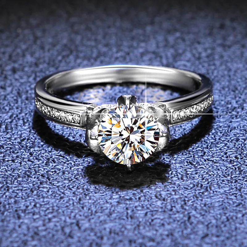 Moissanite ring for wedding and engagementS925Sterling Silver Plated18KSix-prong gold ring with petal design for women, wholesal