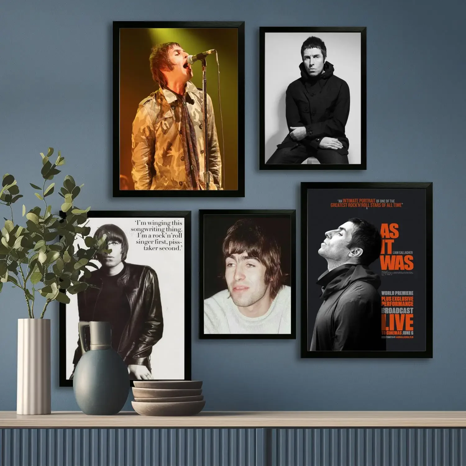 liam gallagher Canvas Art Poster and Wall Art Picture Print, Modern Family Bedroom Decor Posters,Decorative painting