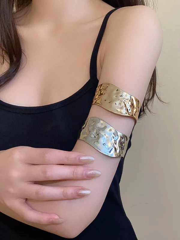 

Exaggerated Metal Bracelet Unique Irregular Opening Cold Sle Arm Ring Faionable Accory ex Alloy Jewelry