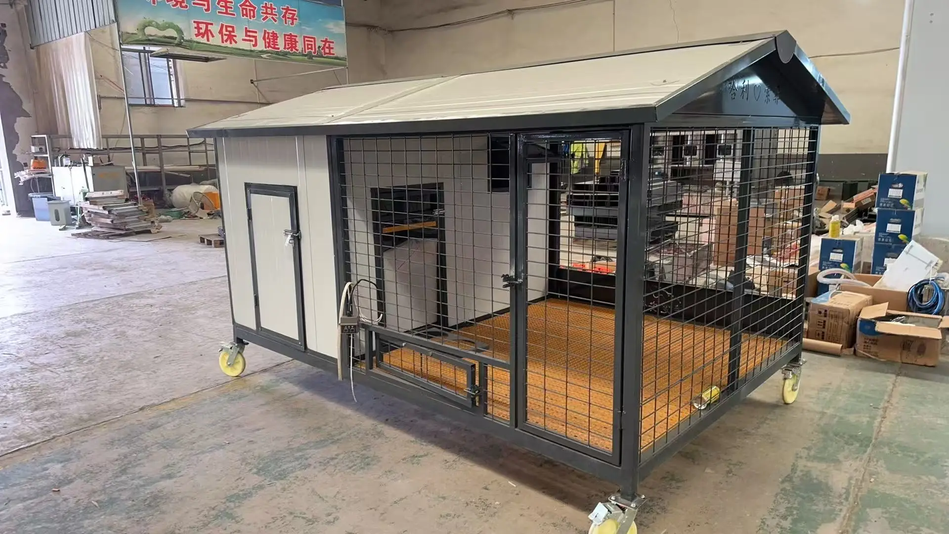 Heavy Eco Friendly Outdoor Pet House Sustainable Weatherproof Dog Kennel for Backyard