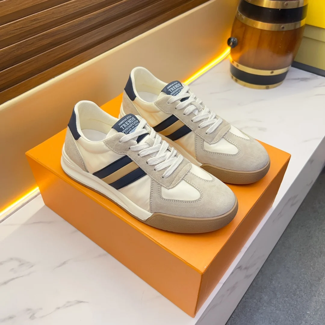 

2026 Men's Trendy Leather Sports Shoes Fashionable Casual Outdoor Lace-Up Sneakers Running Shoes
