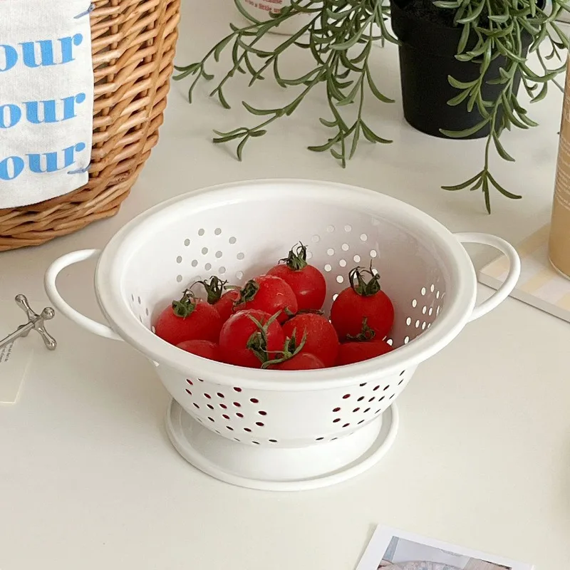Pastoral Style Metal Fruit Drainer Basket - Cute Korean Style Kitchen Organizer, Portable Sink Strainer for Berries,  Home Decor