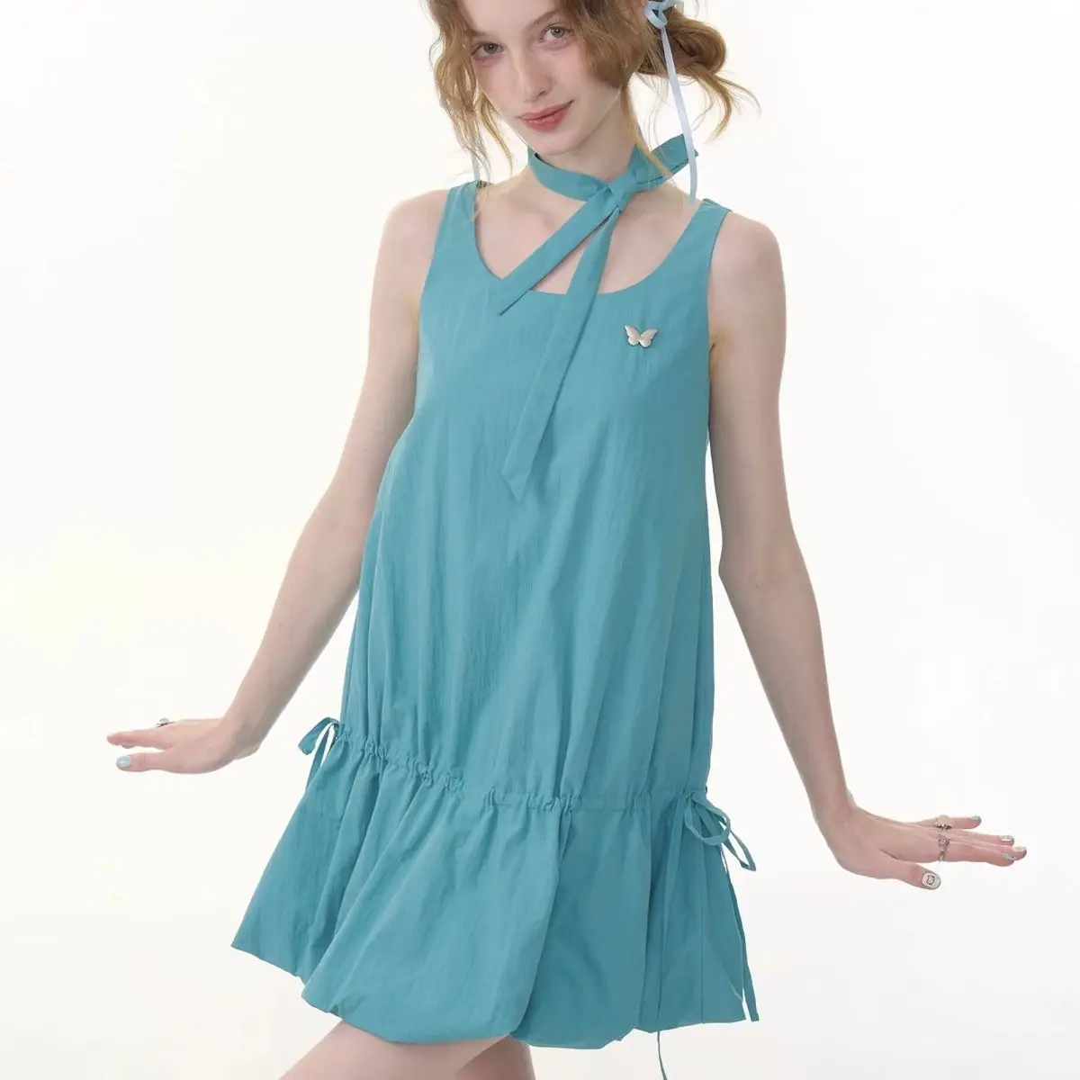 夏のアメリカンスタイルの新しいレースアップ花のつぼみ裾ブルーグリーンキャミソールベストドレス Y2K 原宿キュートで新鮮な女性のドレス