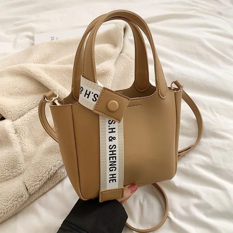 Famous brand design bags for women 2023 luxury handbags bolso replica Fashion Retro Handbag Female Shoulder bag mini Bucket bag