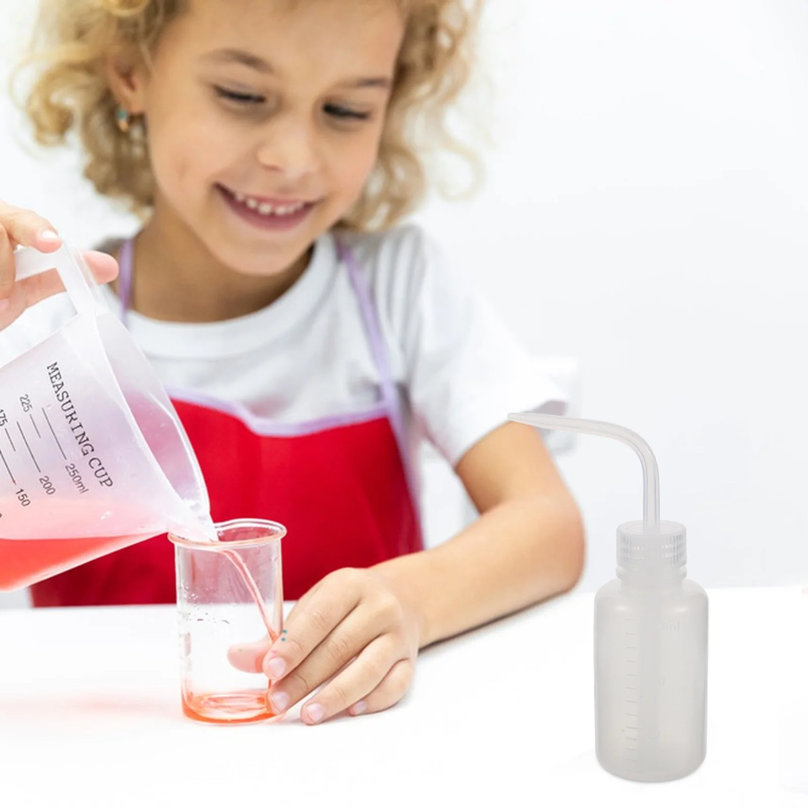 

2Pcs Multifunctional Lab Spray Bottles 150ml Squeeze Bottles Tattoo Watering Cleaning Irrigation Tools Empty Squeeze Bottle