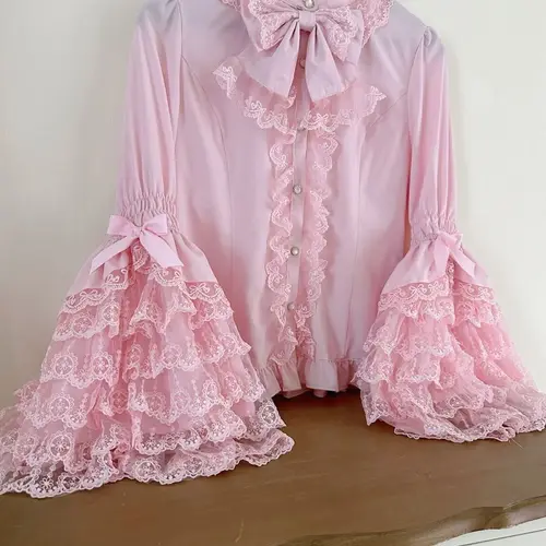 Imagen 2 del producto Camisa gótica y dulce lolita: blusa de manga larga con volantes para vestidos JSK, top de encaje de muñeca Kawaii con mangas abullonadas en rosa/blanco