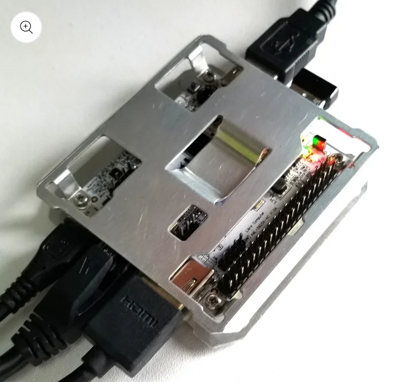 

Алюминиевый корпус для компьютера Libre Computer La Frite AML-S805X-AC