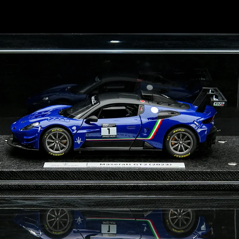 1:24 nouveau en Stock Tsc la voiture de vitesse Maserati Gt2 Reproduction de voiture en alliage véritable modèle de voiture jouet voiture bureau décoration cadeau de vacances