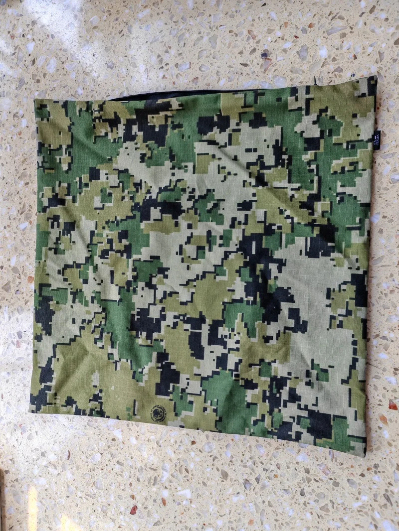 Living Room And Office Pillow Cover (40x40cm)