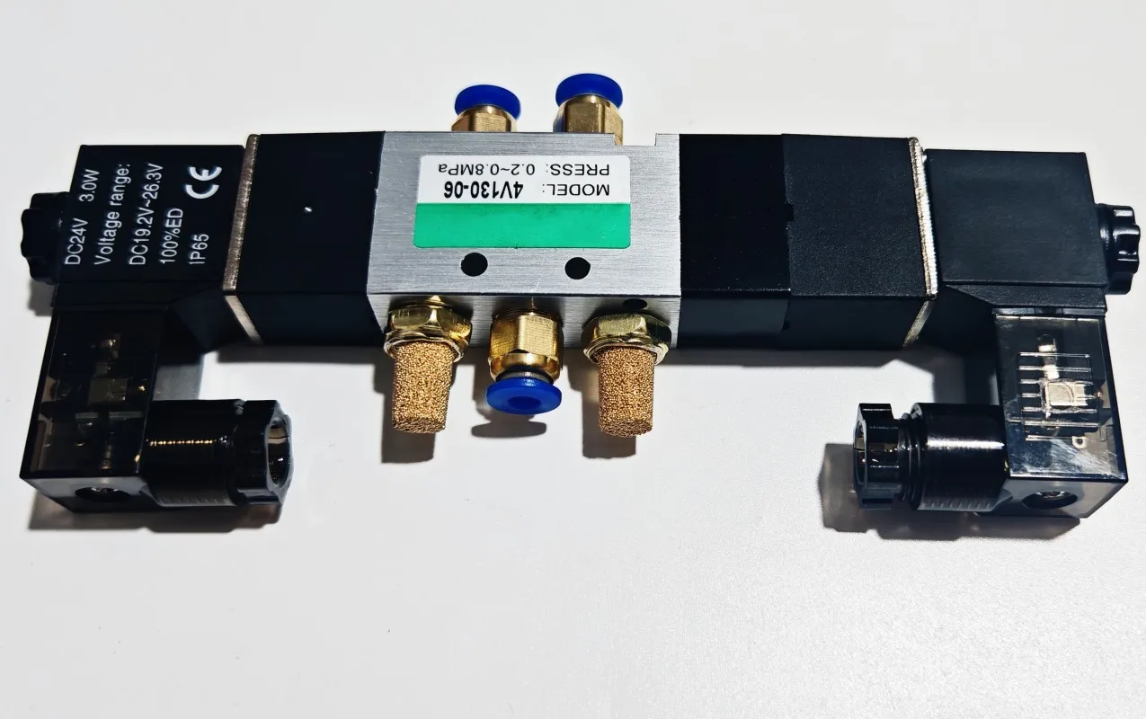 Electromagnetic valve 4V130-06 three position five way double ended coil AC220V DC24V DC12V AC110V