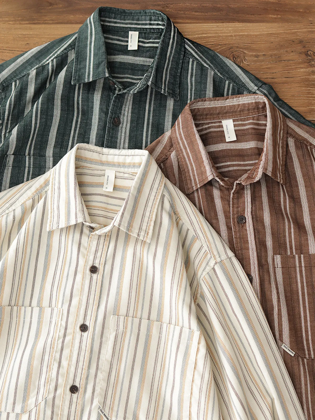 Kemeja Lengan Panjang Bergaris - Corduroy Button Up Shirt Men ulasan dan harga