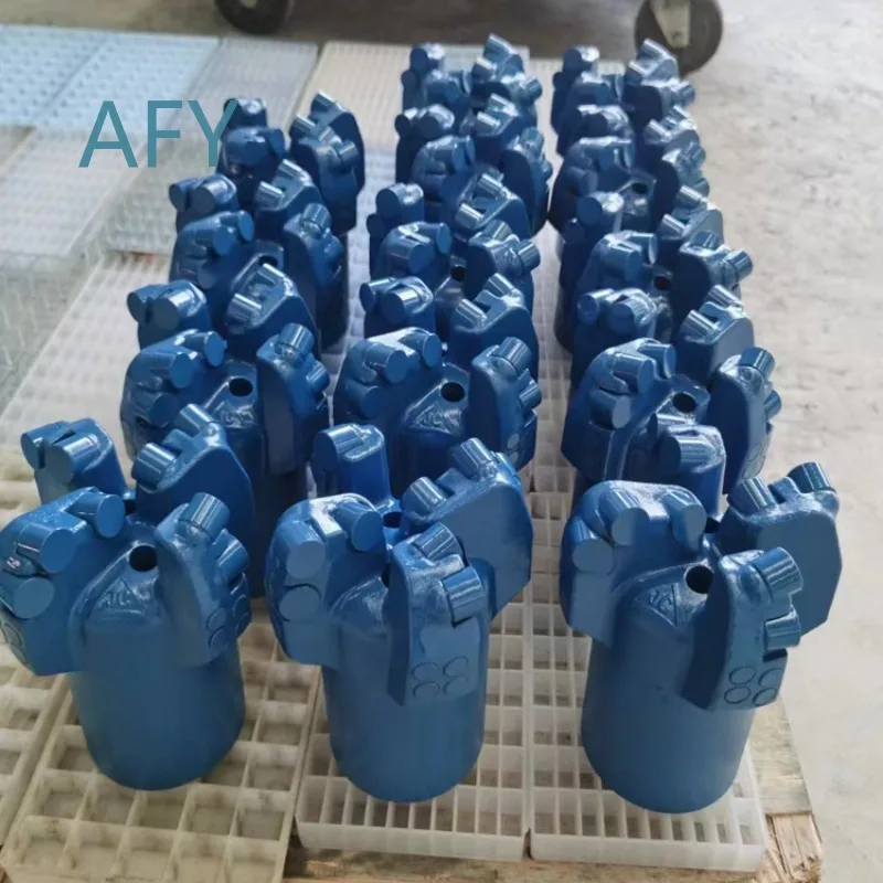 Diamond Composite Coreless Drill Bit PDC Four Wing Arc Drill Bit for 1308 1613 Petroleum Film Grouting Hole Drilling Tool for