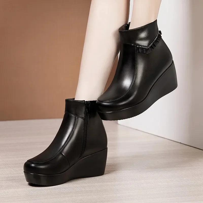 BEYARNEPlus Size32-43Platform Shoes Women Boots Fall Winter Black Medium Heel Leather Ankle Boots Ladies Wedges Boots with