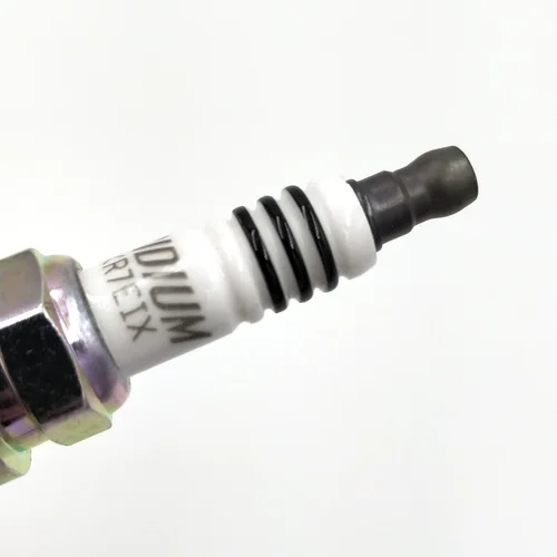 Imagen 2 del producto Bujías BKR7EIX 2667 para BMW, Honda y Audi, lote de 4 unidades