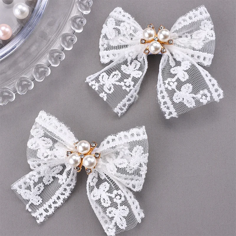 Oaoleer-Épingles à cheveux en dentelle avec nœud en perles pour filles, épingle à cheveux en biscuits, jolie broderie de fleurs, coiffure de bébé,