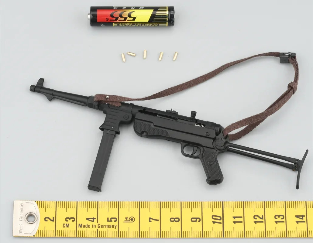 DID D80172 1/6 Scale Soldier MP40 Submachine Gun Model for 12'' Figure