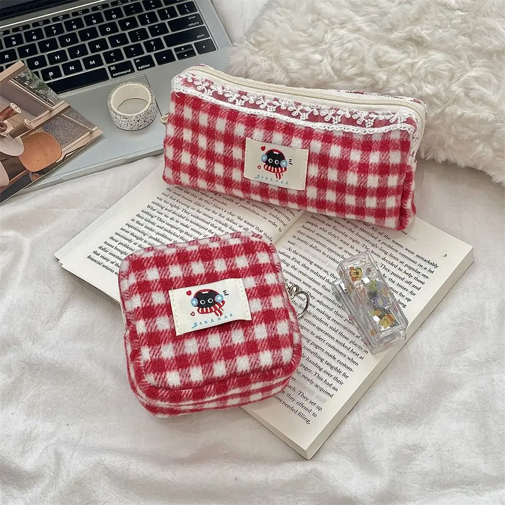

Makeup Bag Plush Plaid Pencil Case Cute Soft Cosmetics Zipper Bag Sweet Simple Plaid Storage Bag Office/School Supplies